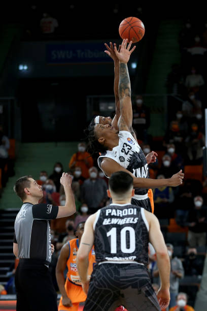 埃贝尔谈雅 埃贝尔谈雅